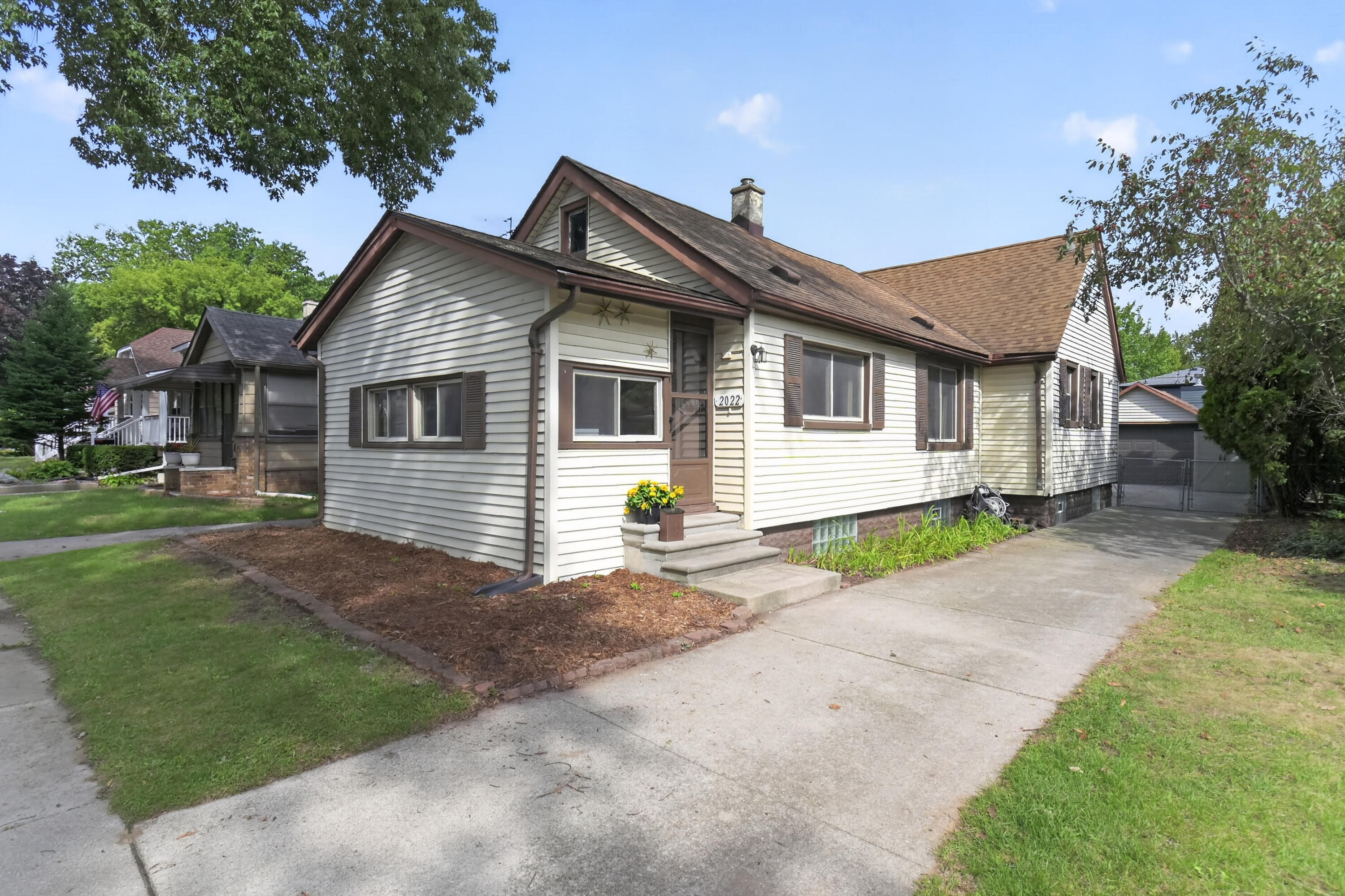 2022 Hampton Road Grosse Pointe, MI 48236 - Photo 44 of 44 05-2022-Hampton-Rd-Grosse-Pointe-Woods-M