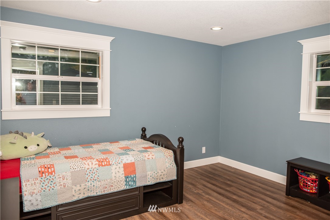 1980 Coal Creek Road Longview, WA 98632 - Photo 23 of 36 Gallery Image 23