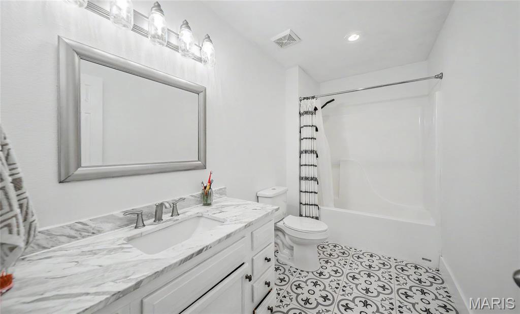 148 Hickory Ridge Drive St. Robert, MO 65584 - Photo 18 of 30