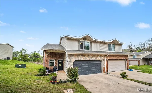 $190,000 | 148 Hickory Ridge Drive, St. Robert, MO 65584