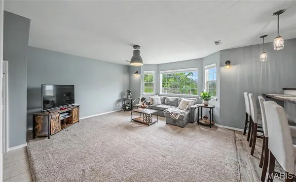 $190,000 | 148 Hickory Ridge Drive, St. Robert, MO 65584