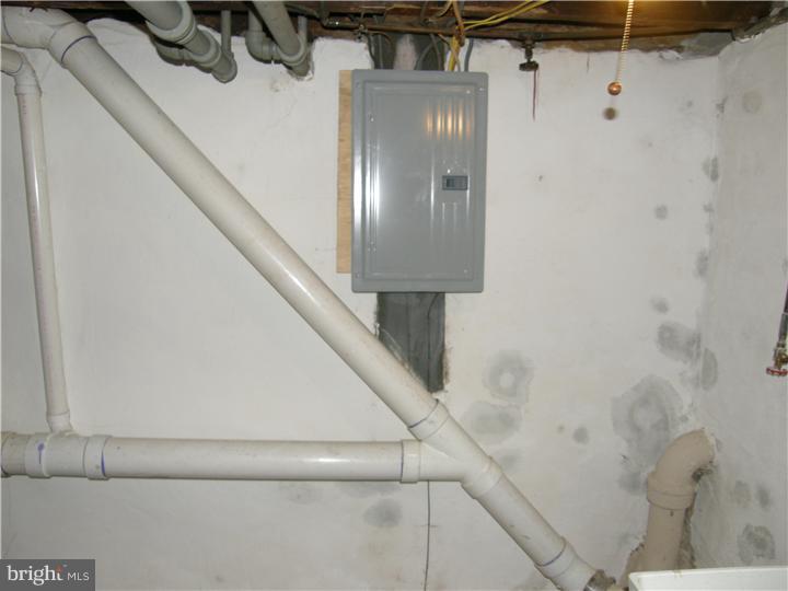 4230 Decatur Street Philadelphia, PA 19136 - Photo 8 of 14 Basement