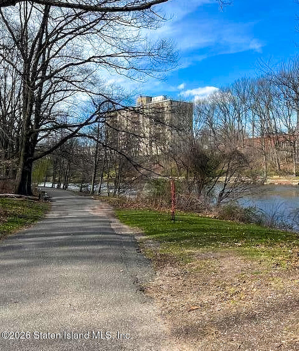1000 Clove Road, Unit 10E Staten Island, NY 10301 - Photo 20 of 21 Park Walkway