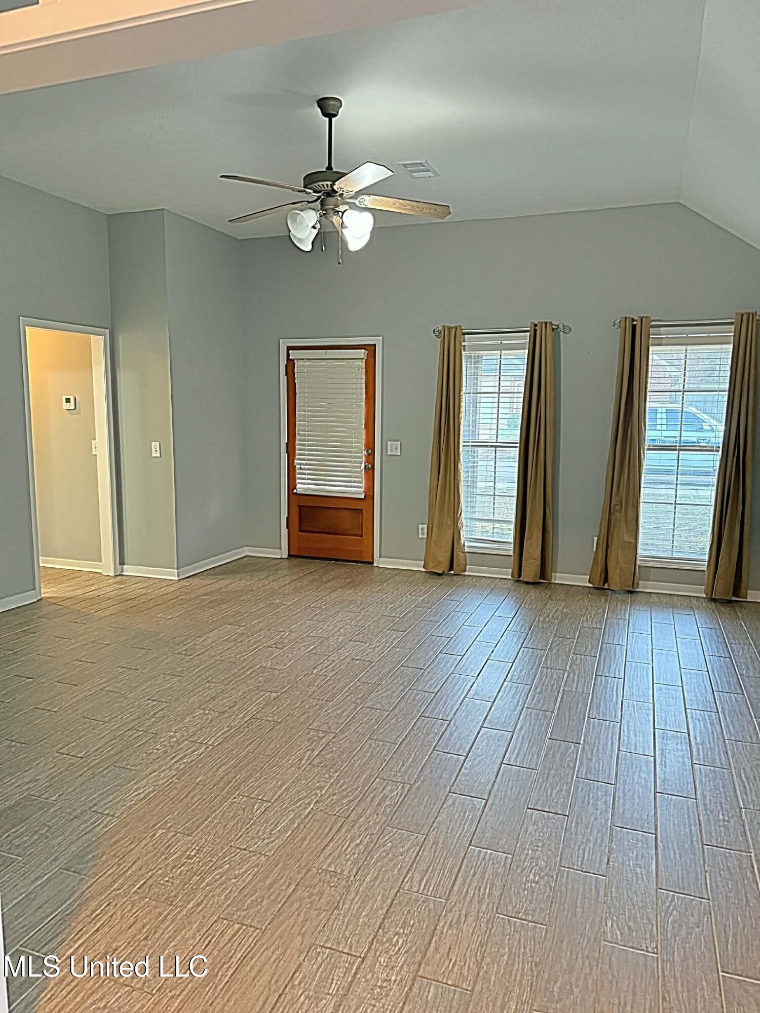 331 Azalea Court Brandon, MS 39047 - Photo 3 of 16 fe6de79a8-d5be-4d59-8c32-d59ee0592af8