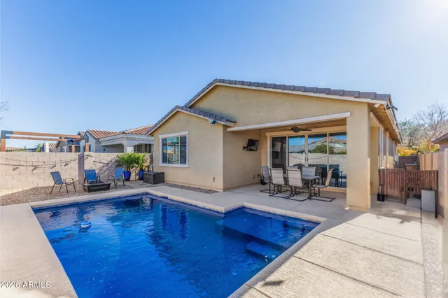 $479,000 | 554 West Rainbow Bridge Lane, San Tan Valley, AZ 85140