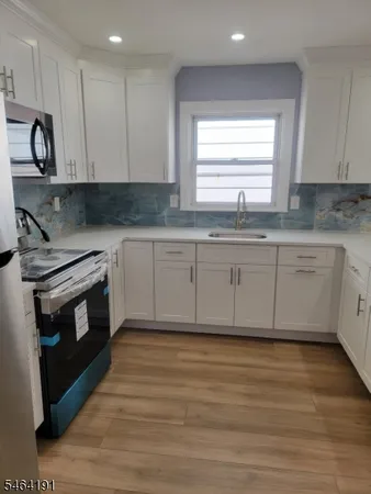 $2,800 | 415 7th Street, Unit 2, Fairview, NJ 07022