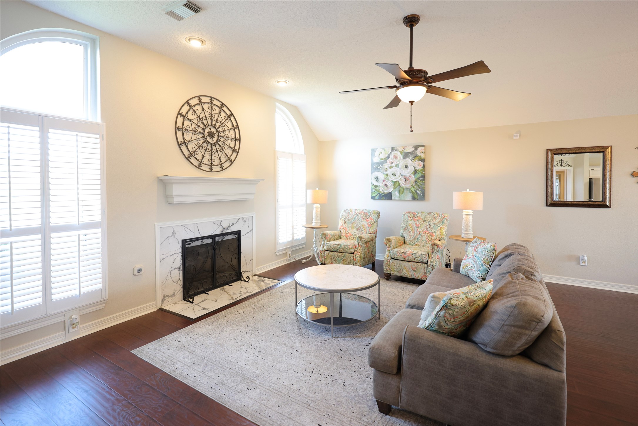 4 Lasso Court Angleton, TX 77515 - Photo 13 of 36