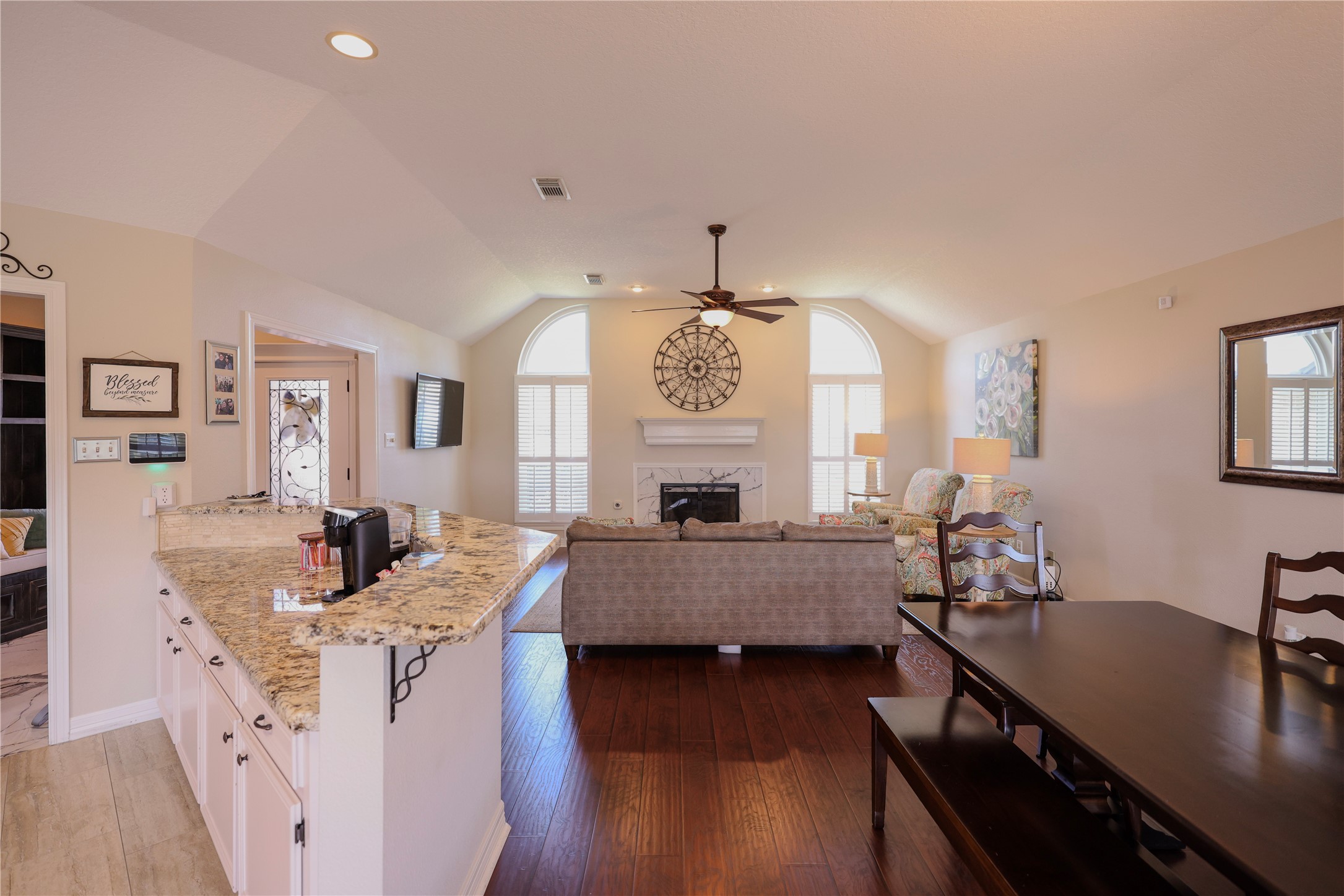 4 Lasso Court Angleton, TX 77515 - Photo 14 of 36