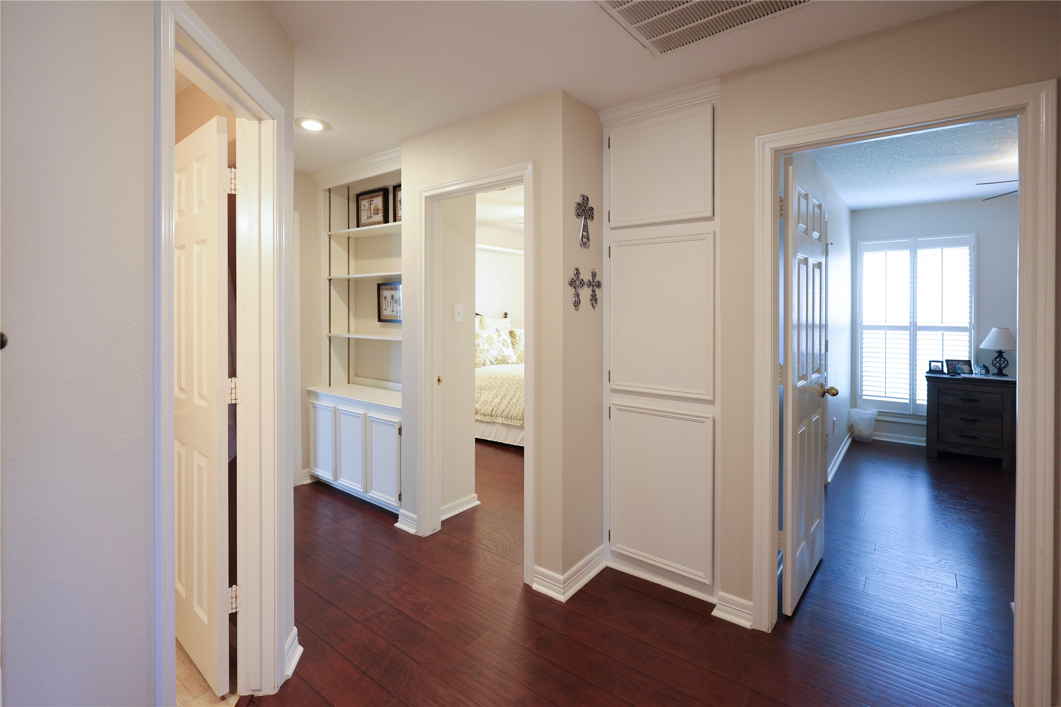 4 Lasso Court Angleton, TX 77515 - Photo 17 of 36