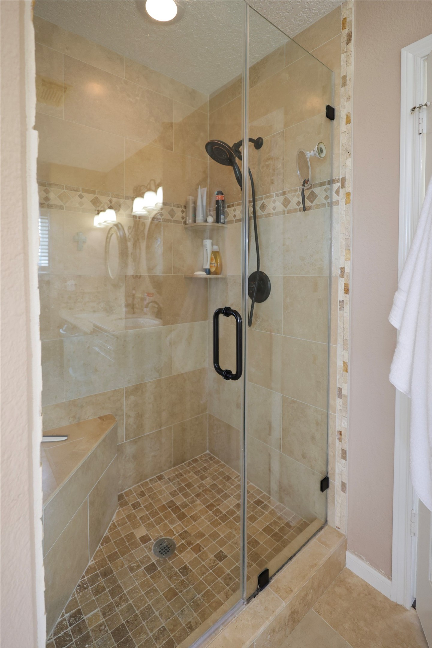 4 Lasso Court Angleton, TX 77515 - Photo 21 of 36 Tile and travertine primary bath