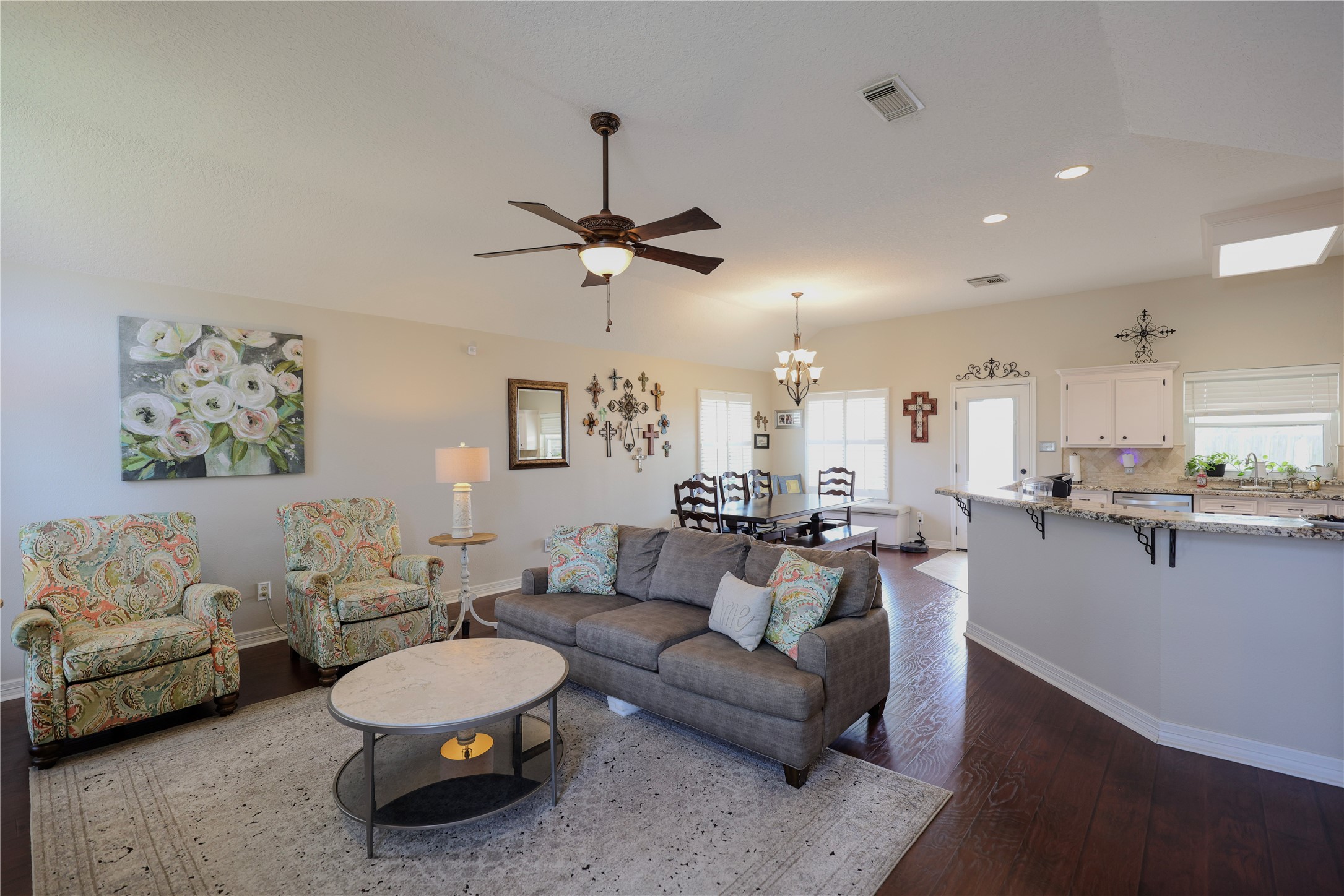 4 Lasso Court Angleton, TX 77515 - Photo 10 of 36 Large living room/dining room and kitchen all open for great entertaining