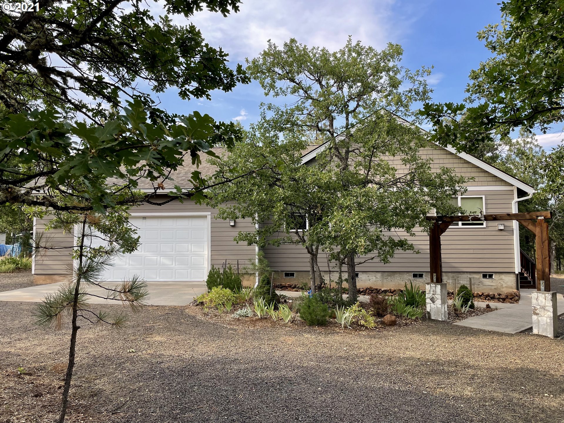 355 Flint Road Goldendale, WA 98620 - Photo 3 of 32 Gallery Image 3