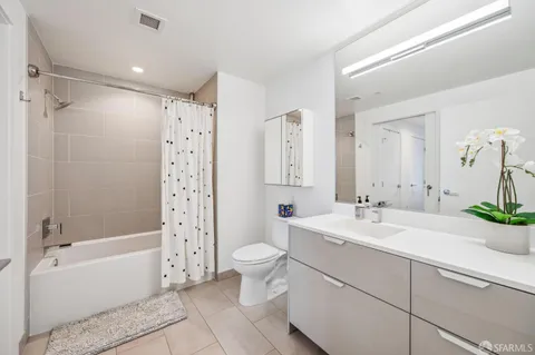 $998,000 | 110 Channel Street, Unit 526, San Francisco, CA 94158