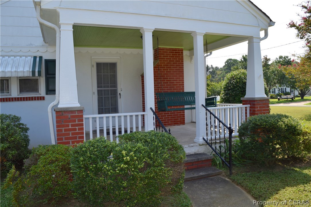 1491 Tarleton Road Gloucester Point, VA 23062 - Photo 5 of 27
