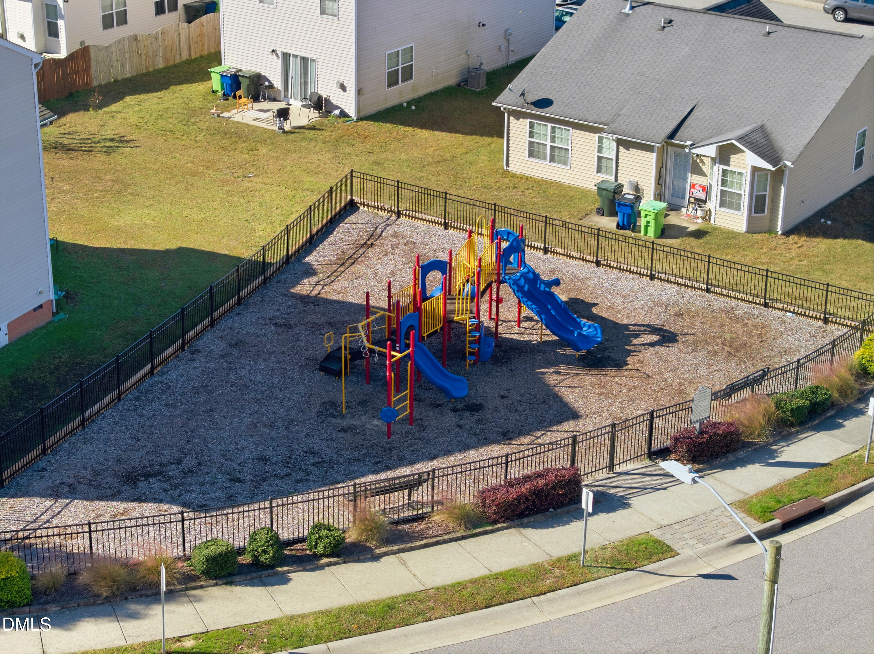 4454 Snowcrest Lane Raleigh, NC 27616 - Photo 55 of 58 4454 Snowcrest Lane-72