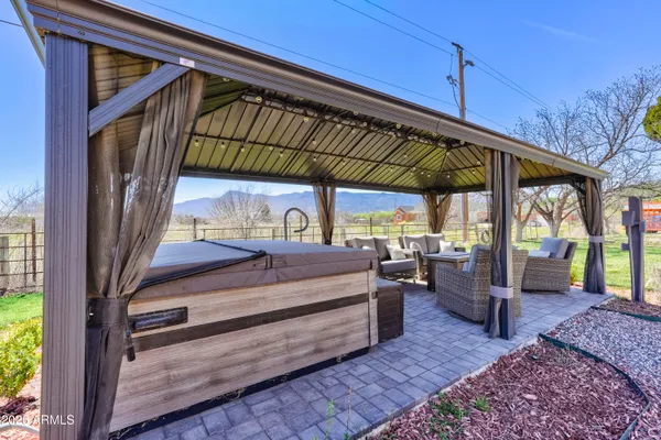 a view of outdoor space