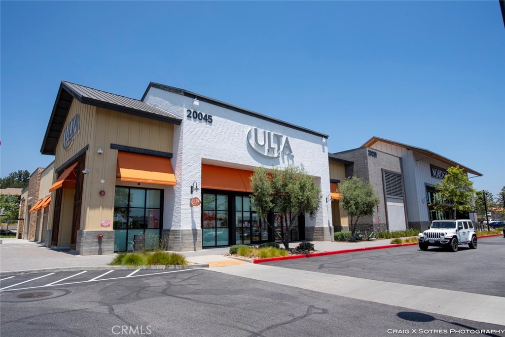20801 Bur Oak Circle Porter Ranch, CA 91326 - Photo 32 of 35 a view of a building with sitting area