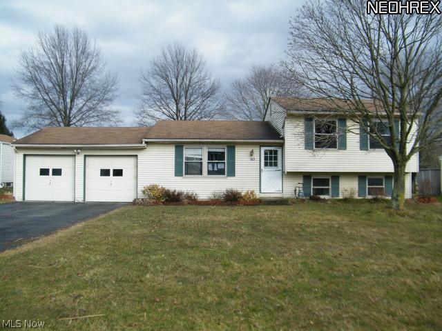 1525 Sunnyacres Road Akron, OH 44321 - Photo 1 of 12