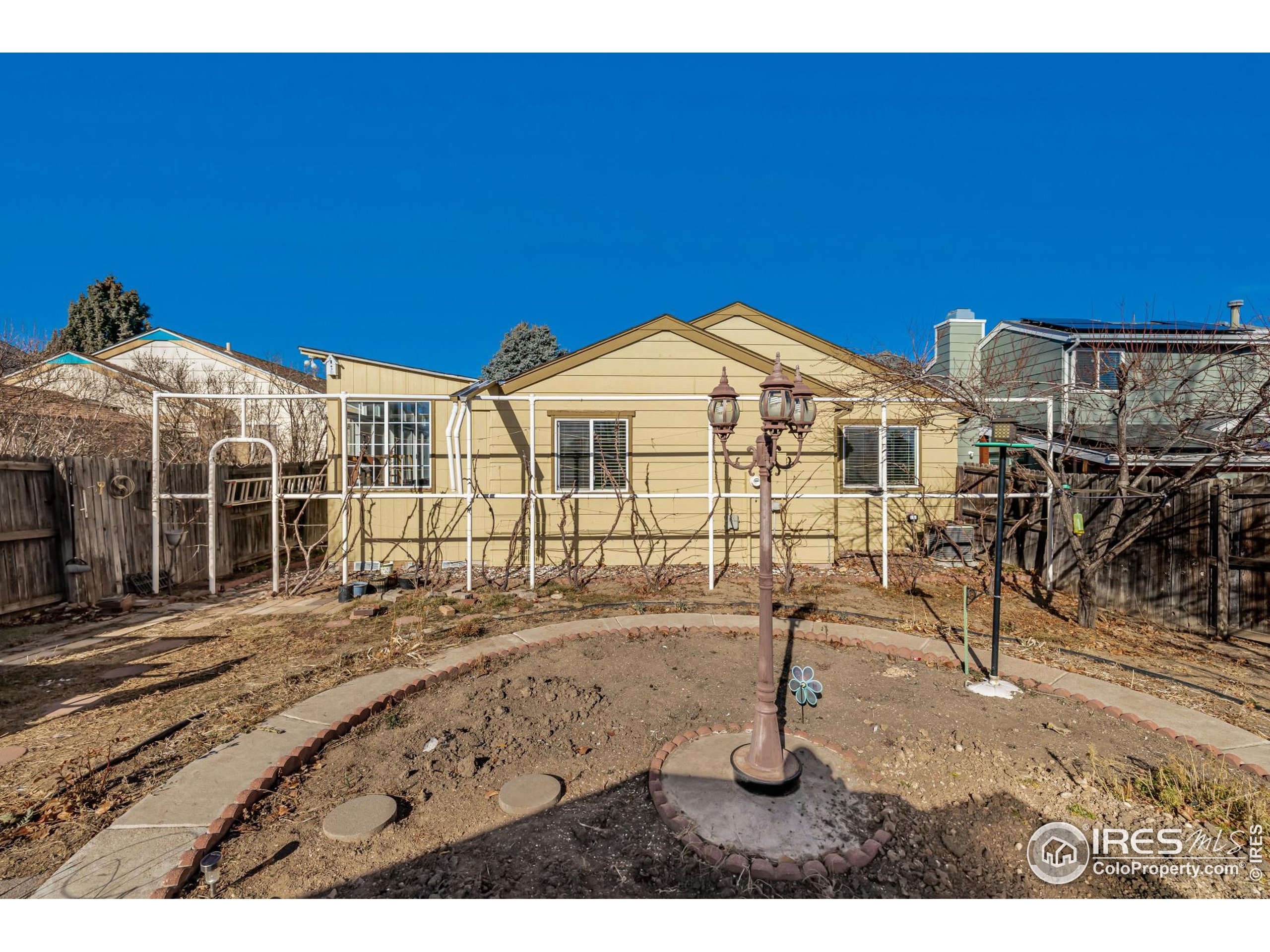 7624 Gray Way Arvada, CO 80003 - Photo 34 of 39