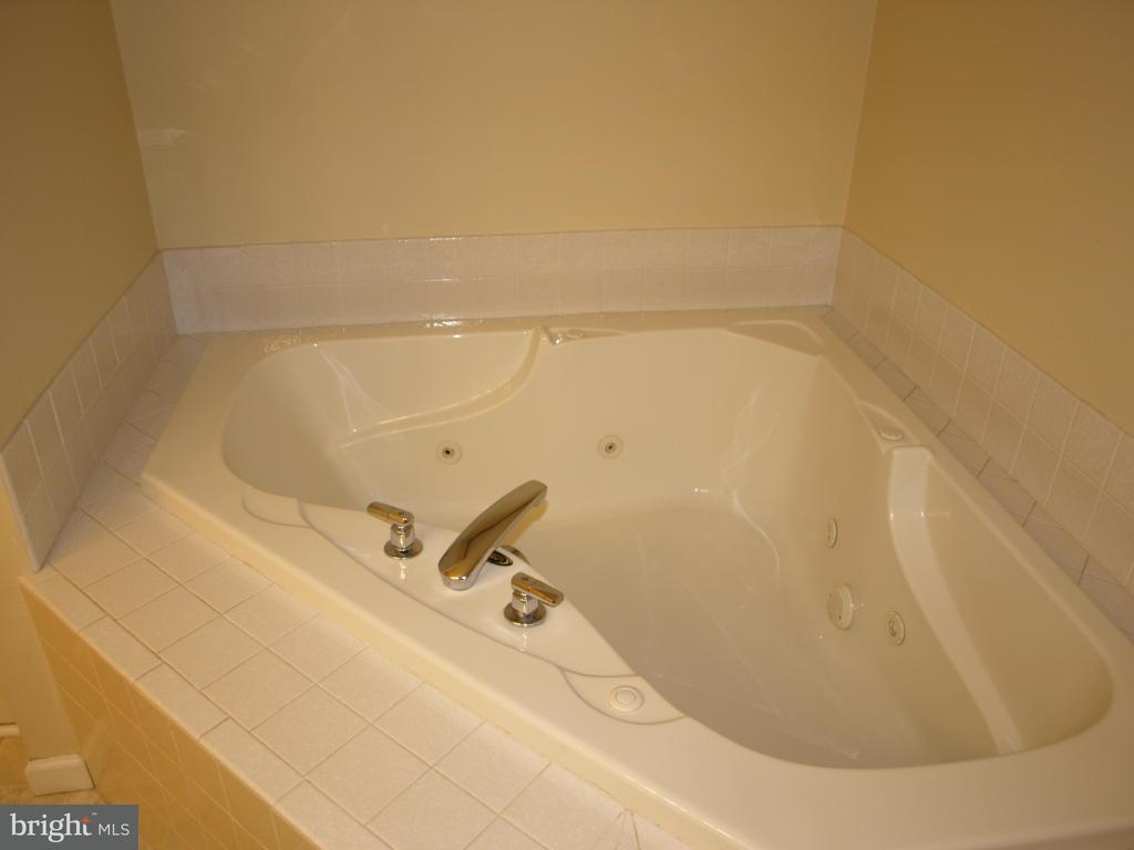 778 Sylvan Road Lancaster, PA 17601 - Photo 6 of 8 Gallery Image 6