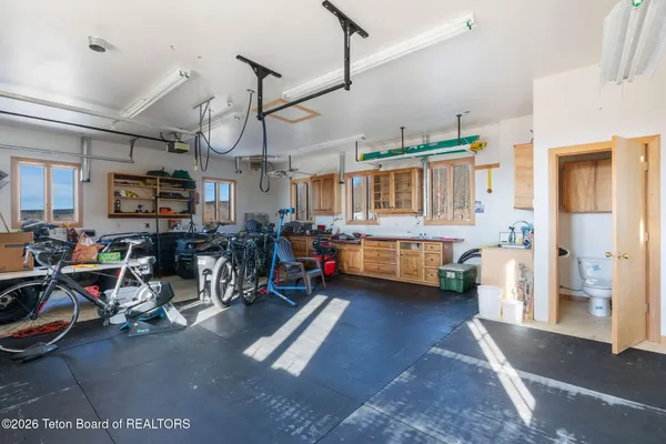 $4,500,000 | 350 Yellow Rose Drive, Alta, WY 83414
