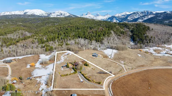 $4,500,000 | 350 Yellow Rose Drive, Alta, WY 83414