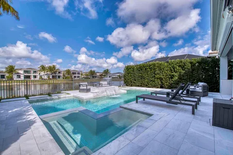 $2,500,000 | 13651 Artisan Circle, Palm Beach Gardens, FL 33418