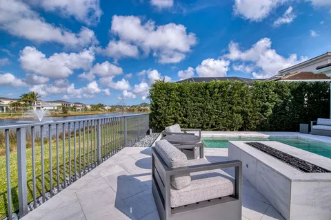 $2,500,000 | 13651 Artisan Circle, Palm Beach Gardens, FL 33418