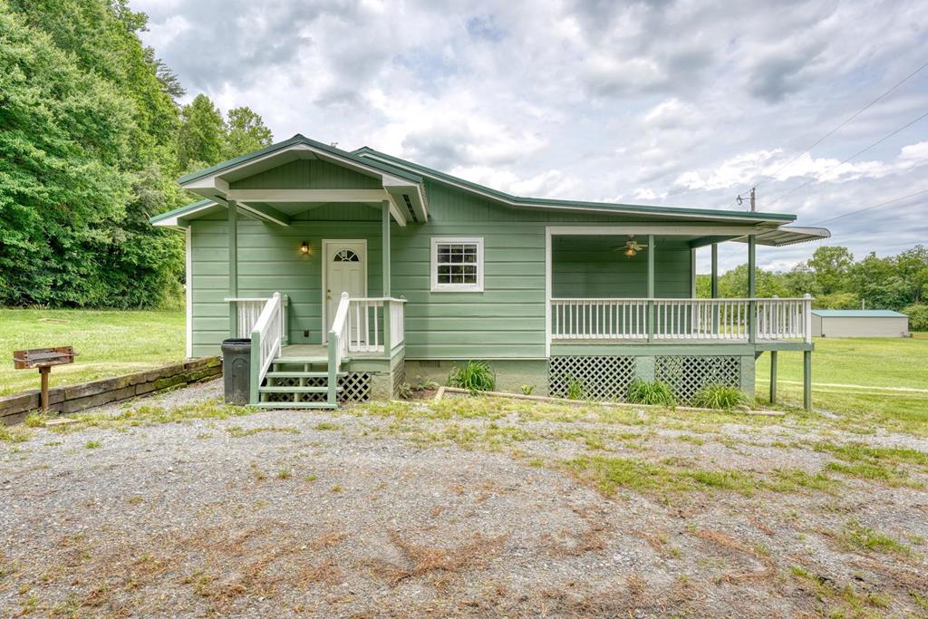 233 Messer Road Warne, NC 28909 - Photo 1 of 47 Main View