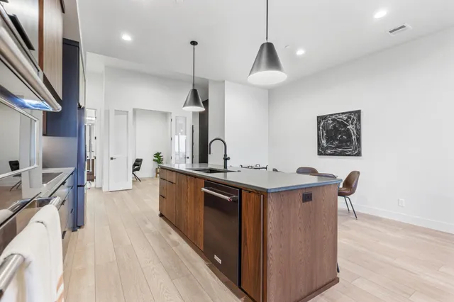 $678,000 | 505 Oak Street North, Unit 511, Fargo, ND 58102