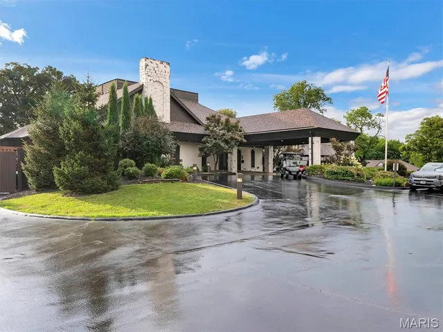 $990,000 | 151 Royal Troon Drive, O'Fallon, MO 63368