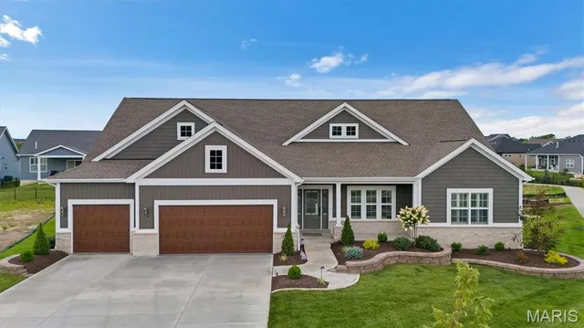 $990,000 | 151 Royal Troon Drive, O'Fallon, MO 63368