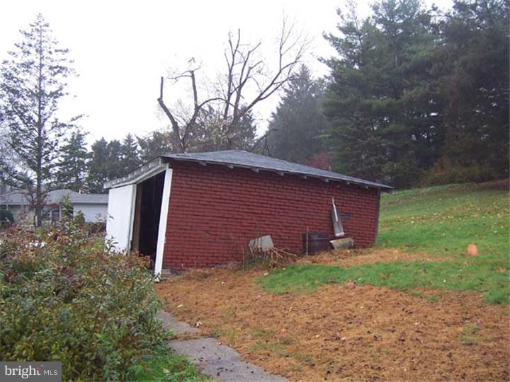 1431 Valley View Road Pottstown, PA 19465 - Photo 10 of 10