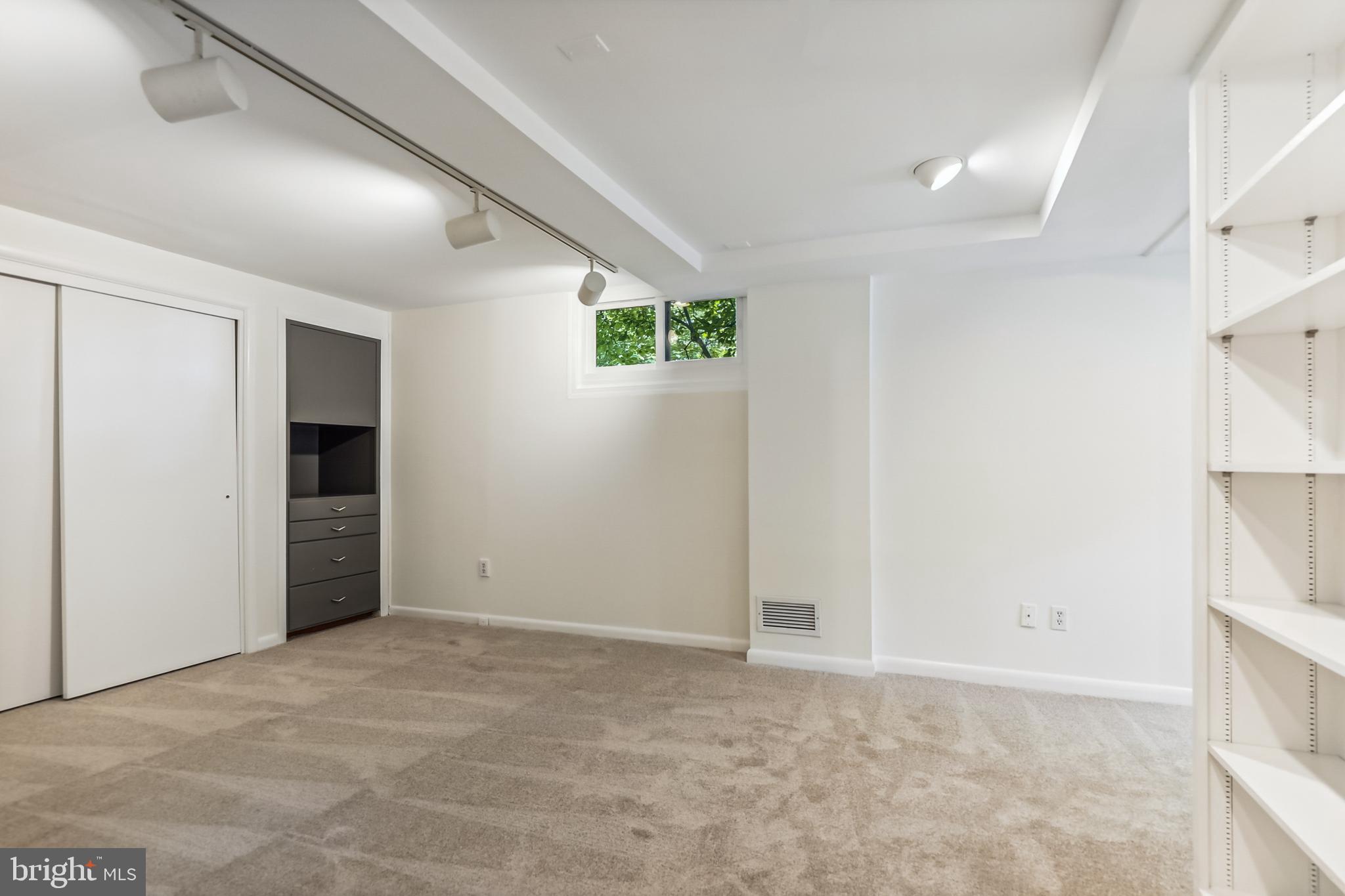 2202 Richland Place Silver Spring, MD 20910 - Photo 32 of 53 Bedroom #3