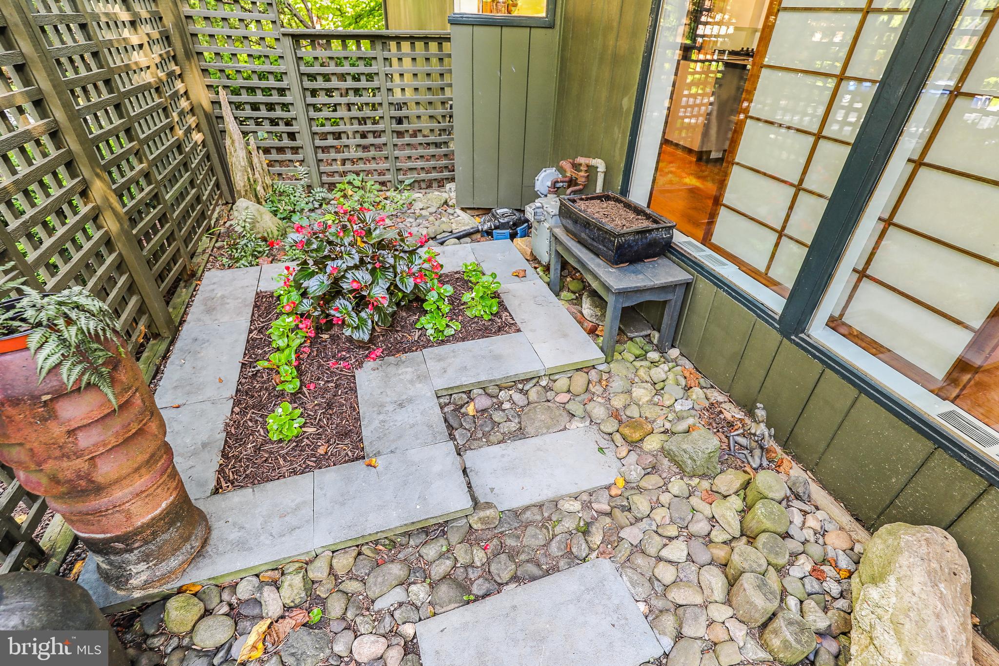 2202 Richland Place Silver Spring, MD 20910 - Photo 4 of 53 Front enclosed Planter
or Koi Pond