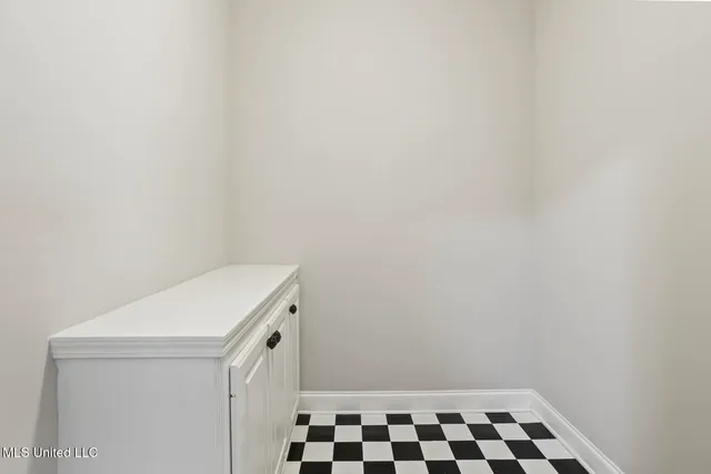 $698,500 | 191 North Brandon Boulevard, Brandon, MS 39042