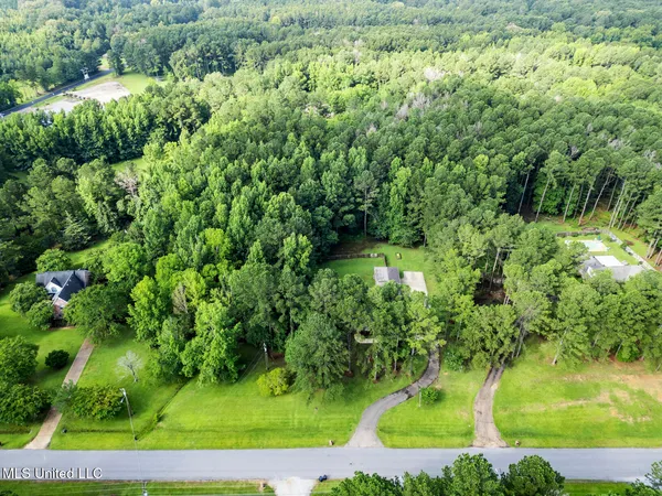 $669,000 | 191 North Brandon Boulevard, Brandon, MS 39042