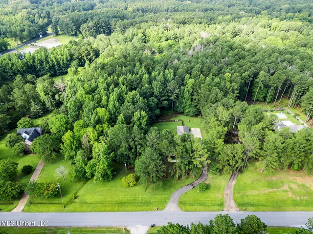 $698,500 | 191 North Brandon Boulevard, Brandon, MS 39042