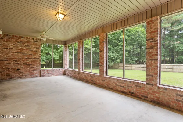 $669,000 | 191 North Brandon Boulevard, Brandon, MS 39042