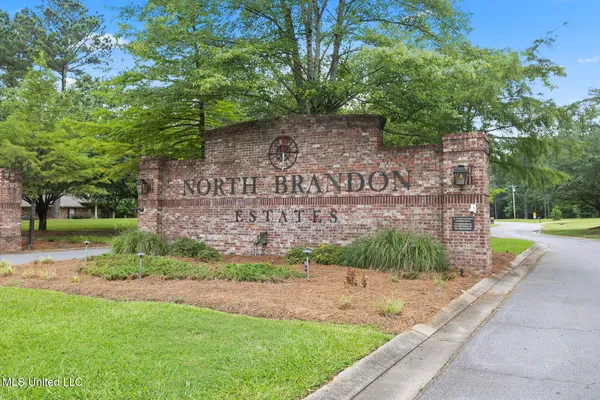 $669,000 | 191 North Brandon Boulevard, Brandon, MS 39042