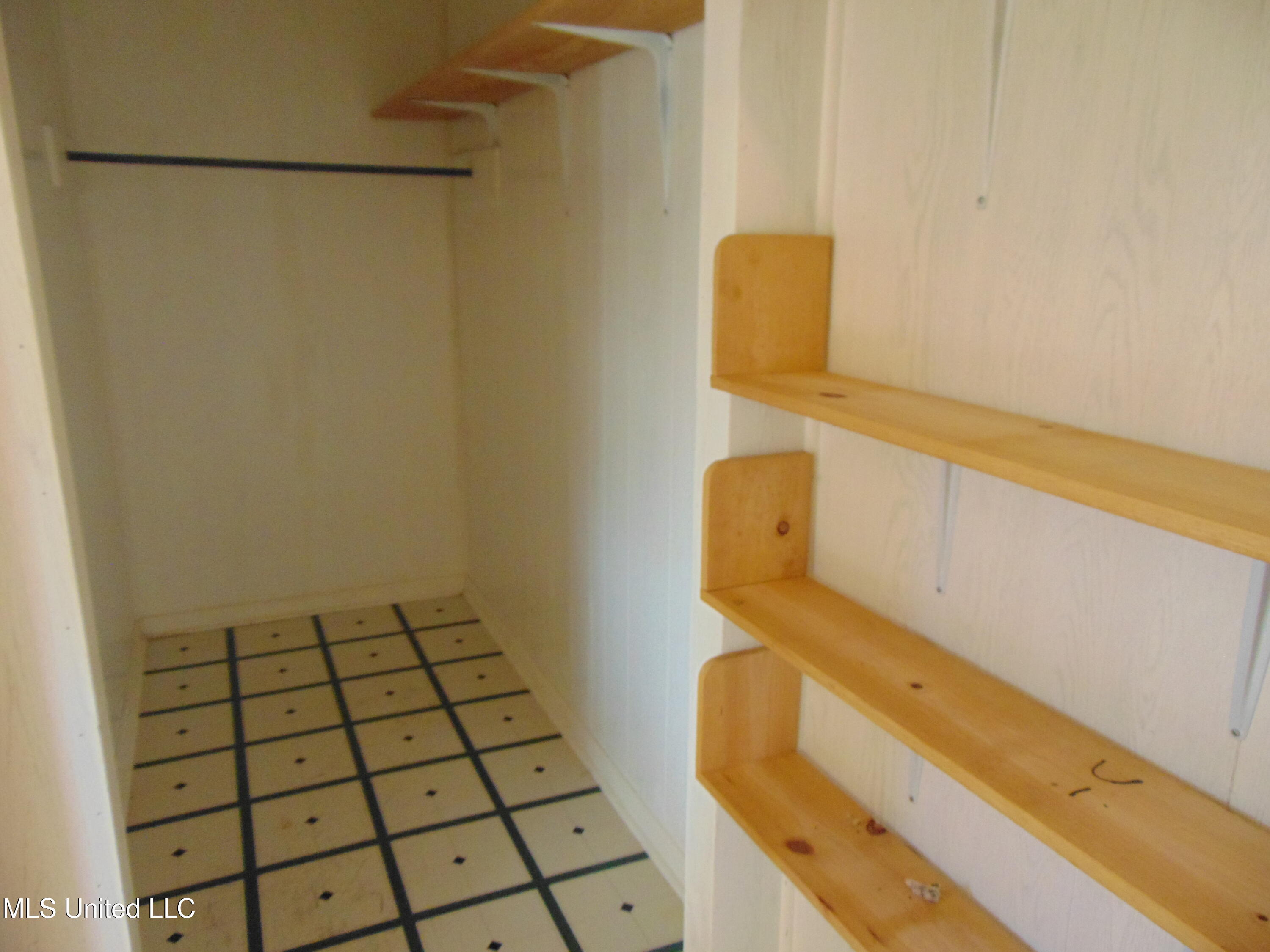 1423 Mallalieu Drive Brookhaven, MS 39601 - Photo 29 of 45 DSC05630