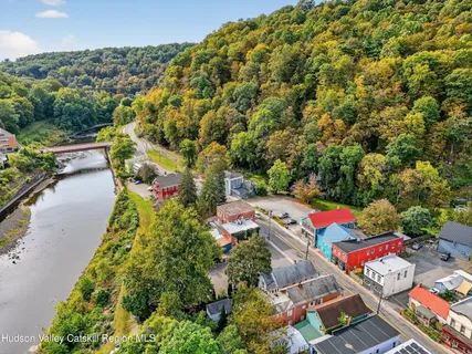 $479,900 | 424 Main Street, Rosendale, NY 12472