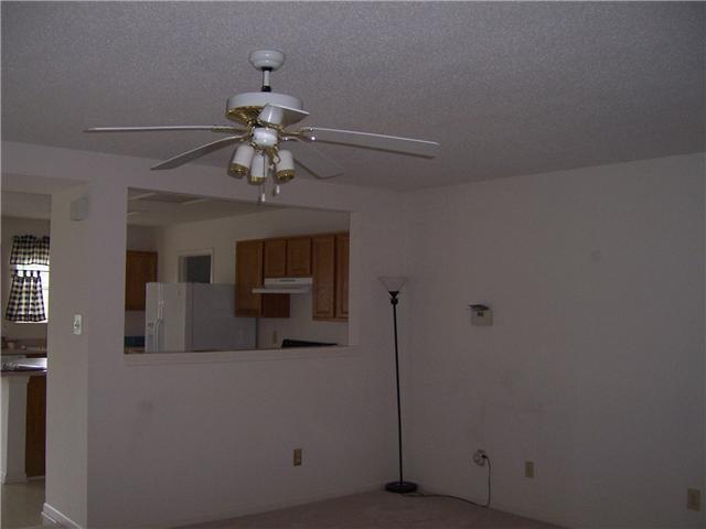 7459 Redcliff Road Indianapolis, IN 46256 - Photo 2 of 6 Gallery Image 2
