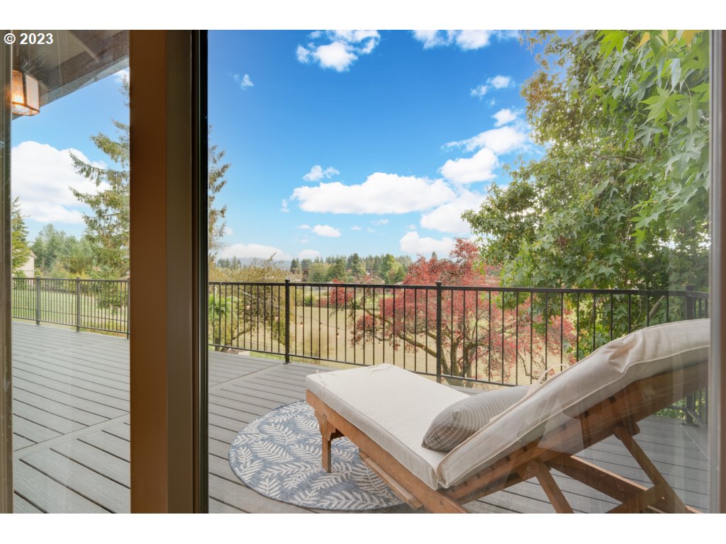 3250 P Street Washougal, WA 98671 - Photo 26 of 48 a view of a balcony with lake view