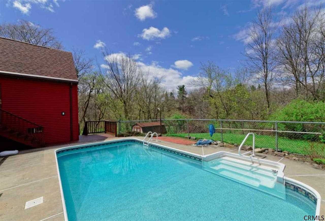 52 Mill Road Colonie, NY 12110 - Photo 19 of 25 Photo 19