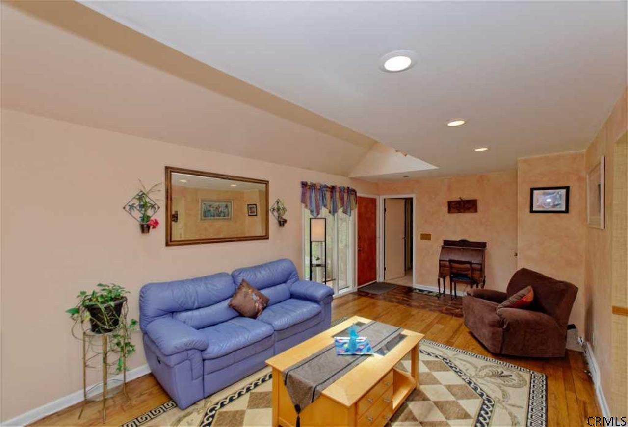 52 Mill Road Colonie, NY 12110 - Photo 6 of 25 Photo 6