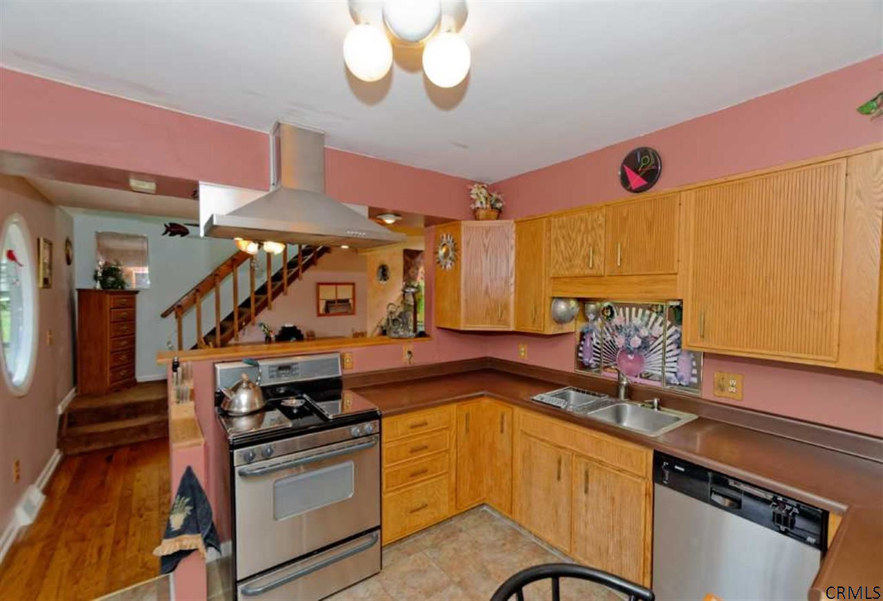 52 Mill Road Colonie, NY 12110 - Photo 9 of 25 Photo 9