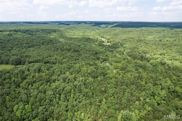 $550,000 | 23201 Private Drive, Duke, MO 65461