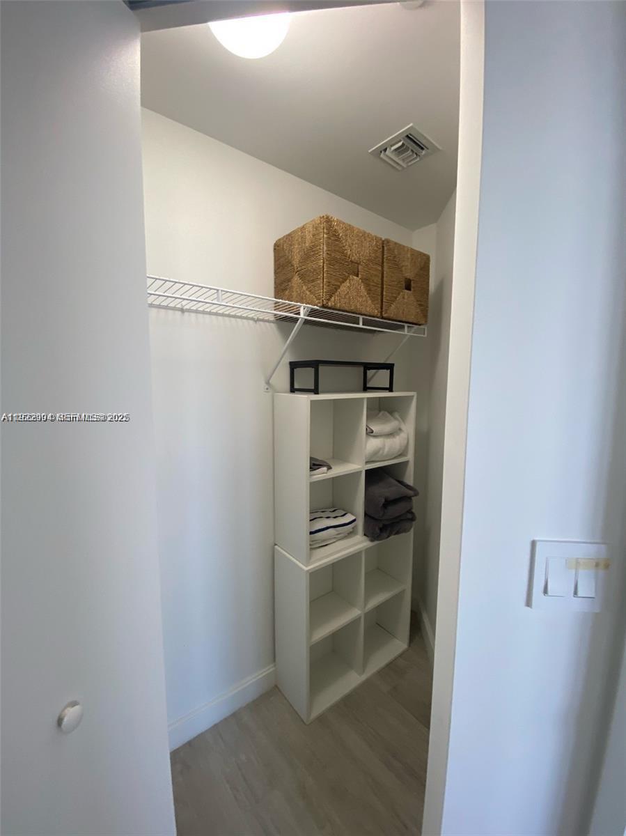 55 Southwest 9th Street, Unit 3001 Miami, FL 33130 - Photo 16 of 28