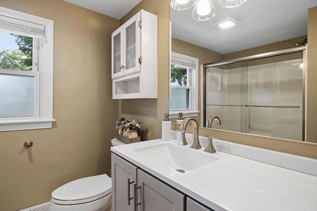 6 Ruth Road Pembroke, MA 02359 - Photo 17 of 29 Gallery Image 17